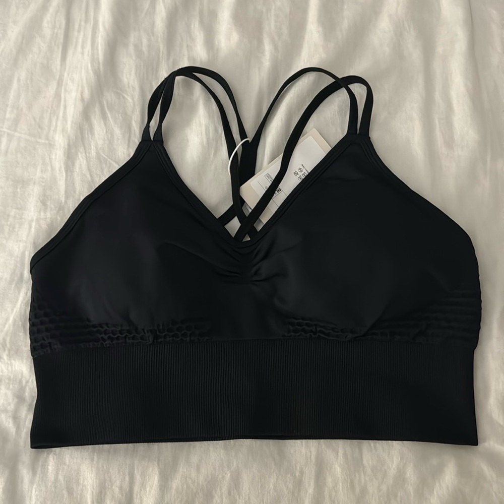 NWT- Halara Sports Bra